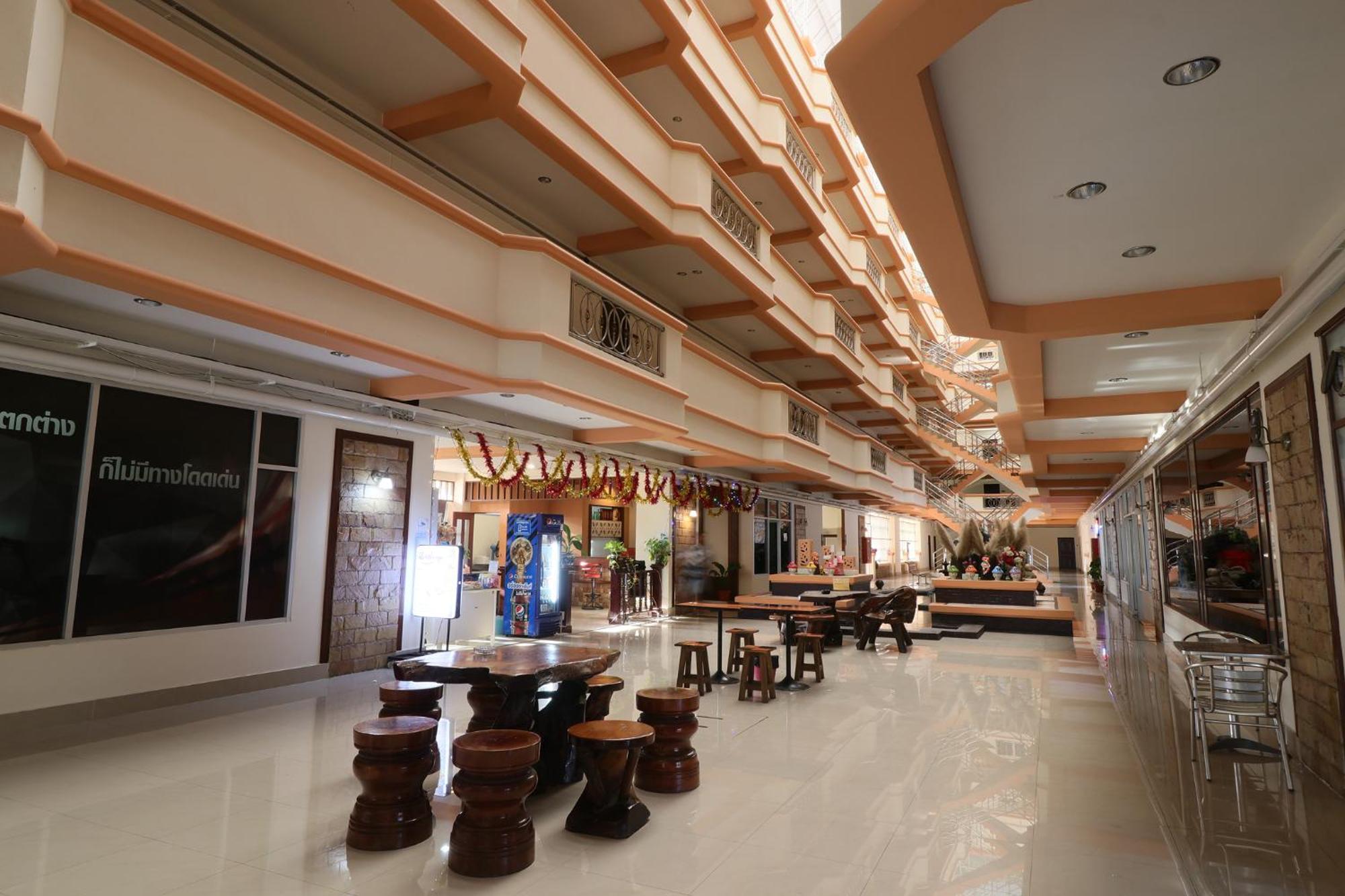 Wangburapa Grand Hat Yai Ngoại thất bức ảnh